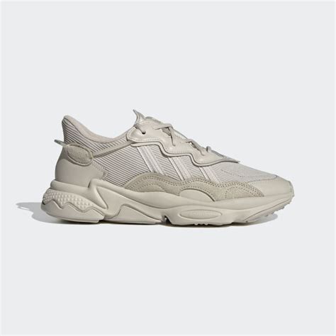 adidas ozweego size